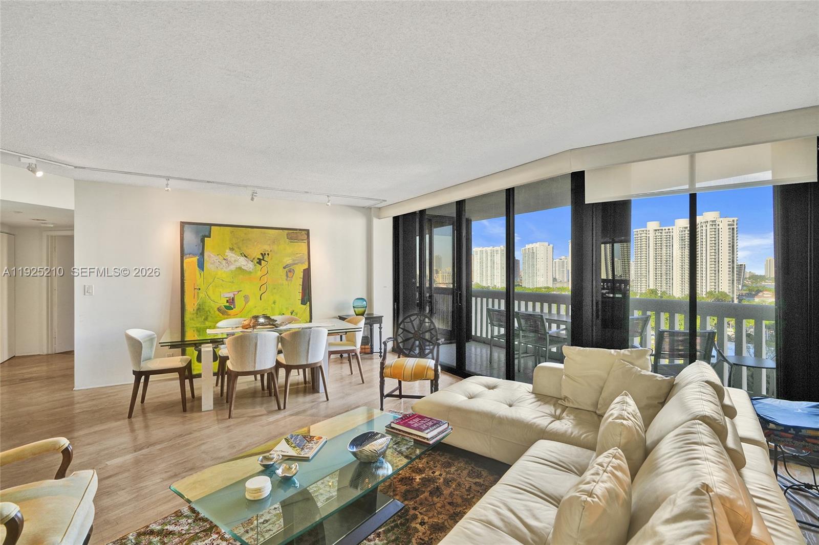 1000 ISL BLVD WILLIAMS IS - Residential