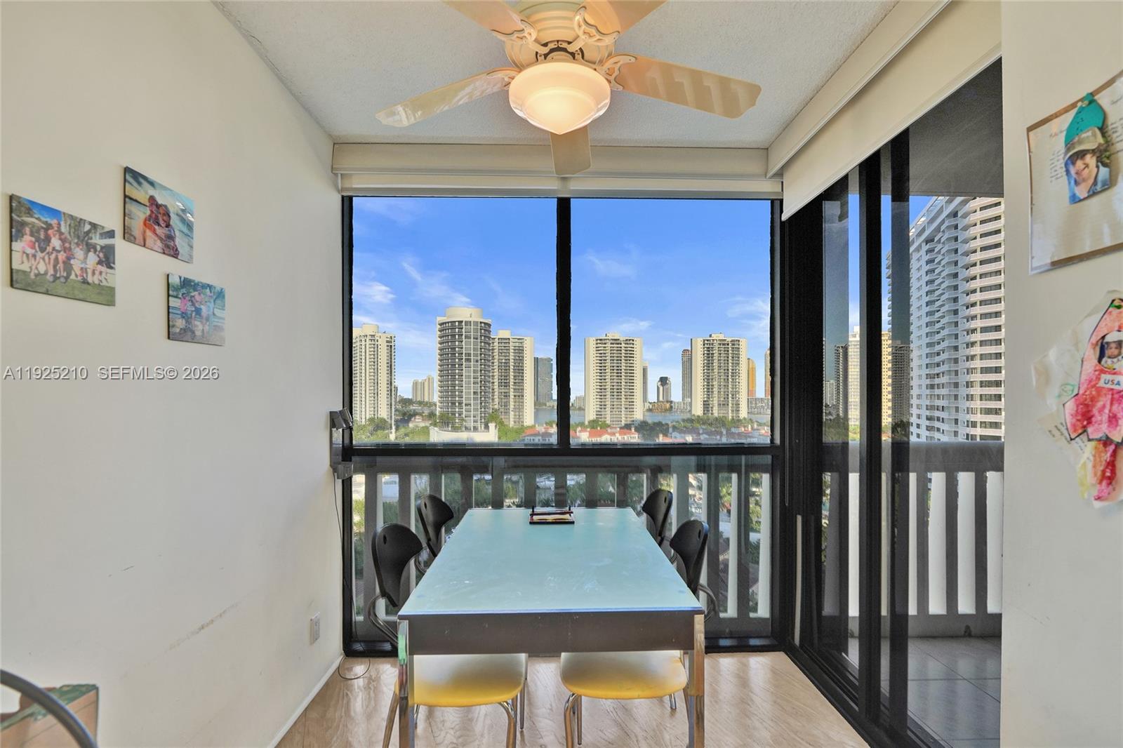 1000 ISL BLVD WILLIAMS IS - Residential