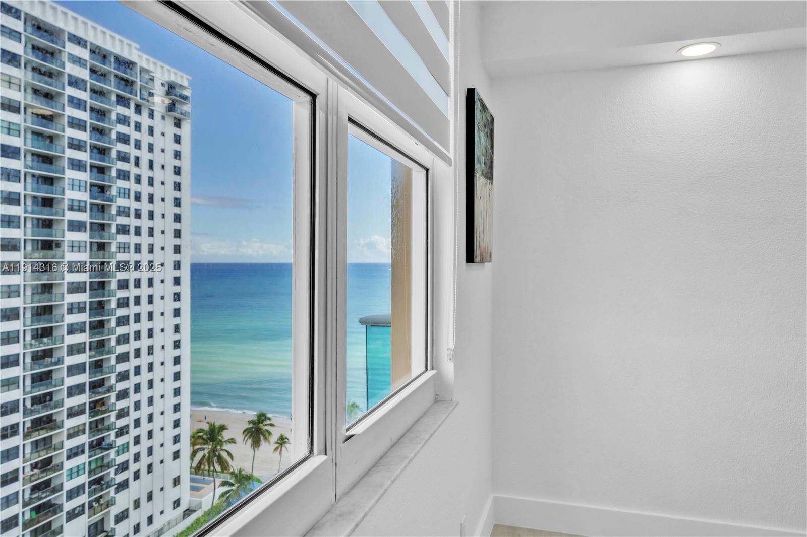 WAVE CONDO - Residential Lease
