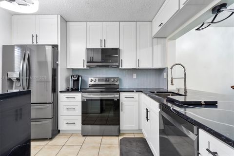 3050 NW 42nd Ave C104 Coconut Creek FL 33066