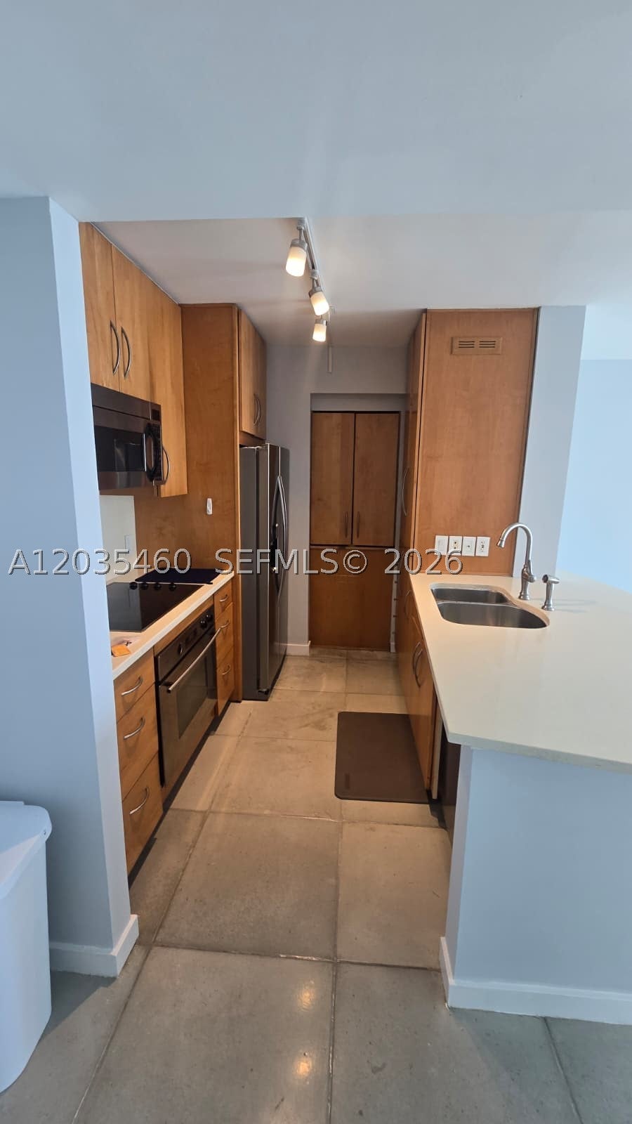 1155 Brickell Bay Dr 2507