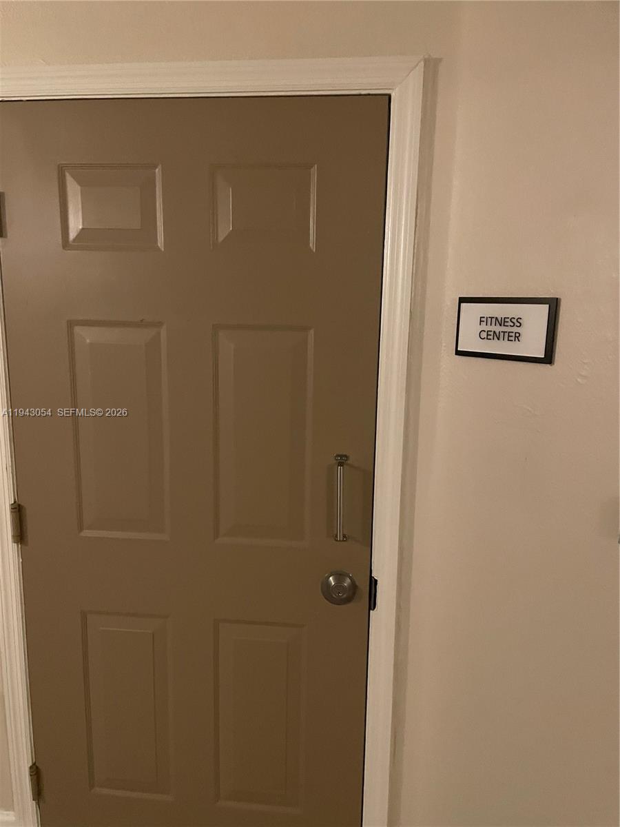 SOLE AT FORT LAUDERDALE C - Residential Lease