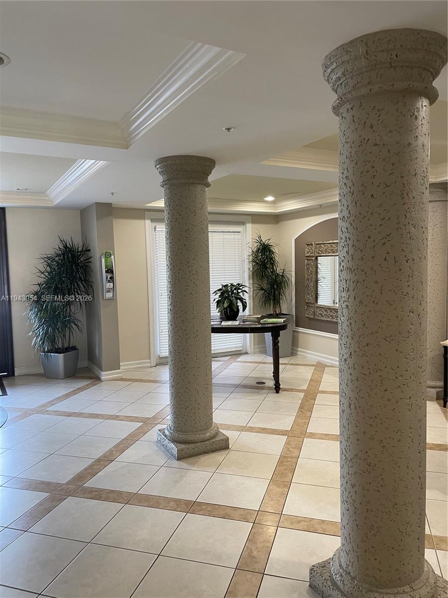 SOLE AT FORT LAUDERDALE C - Residential Lease