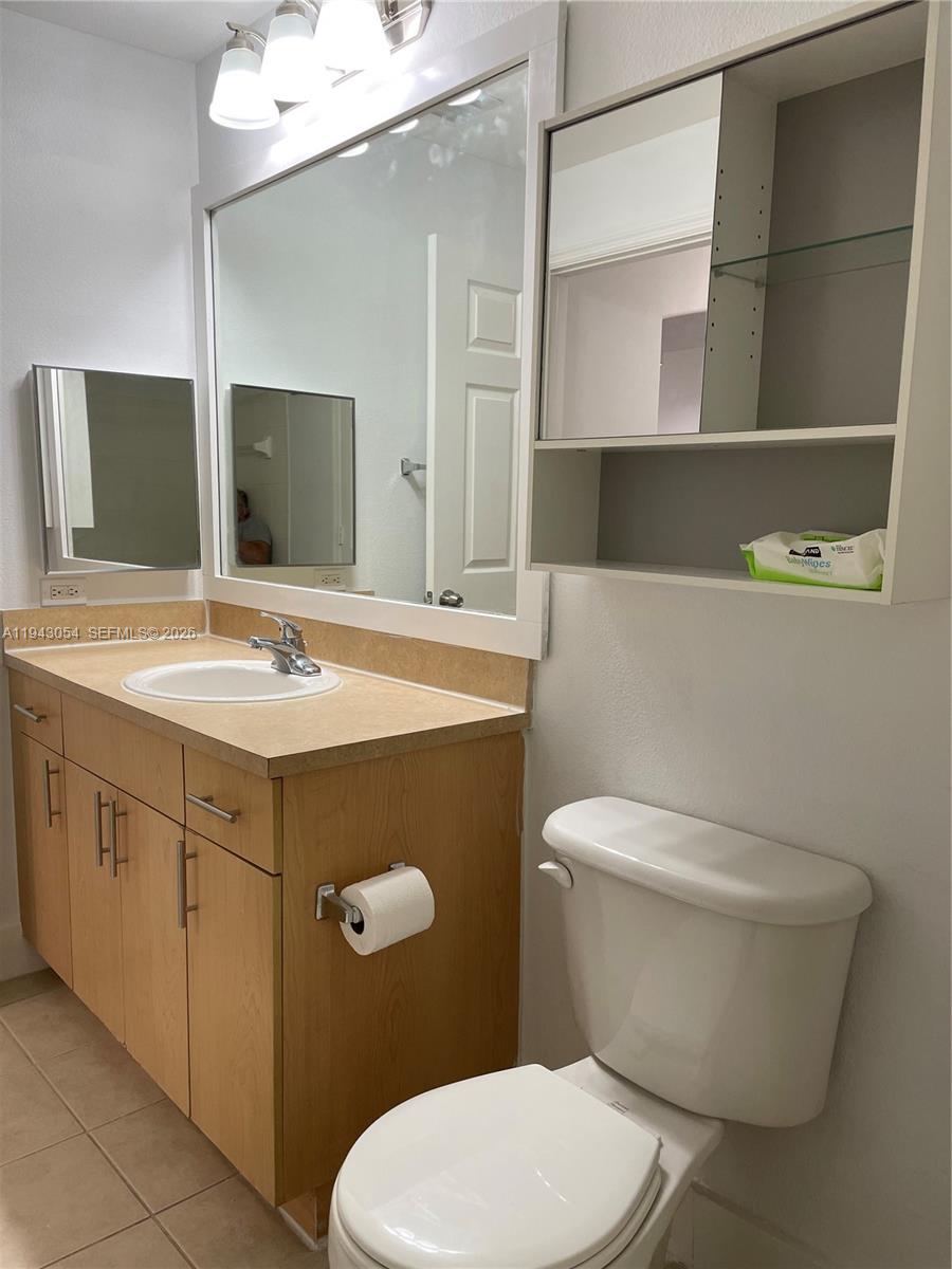 SOLE AT FORT LAUDERDALE C - Residential Lease