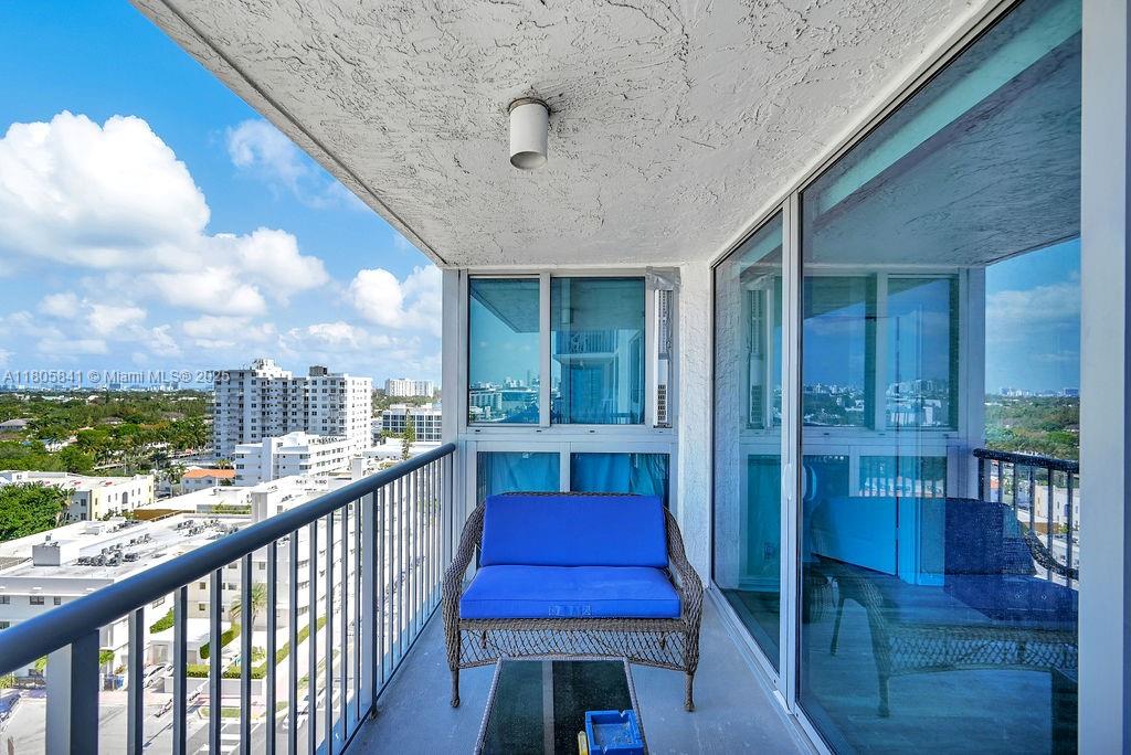 MIRASOL OCEAN TOWERS COND - Residential