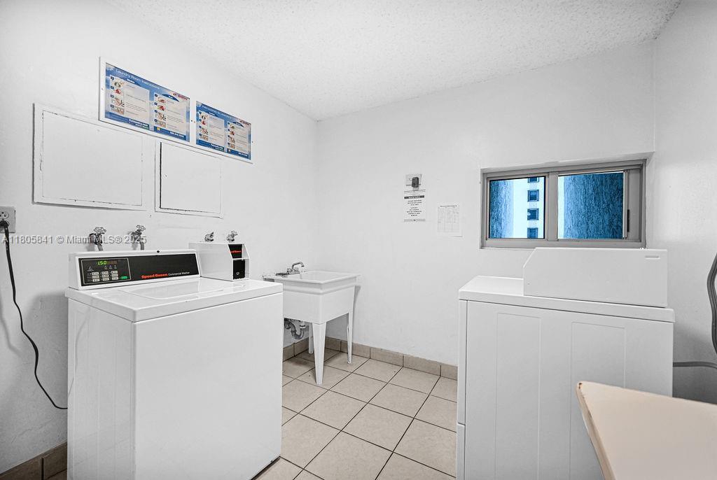 MIRASOL OCEAN TOWERS COND - Residential