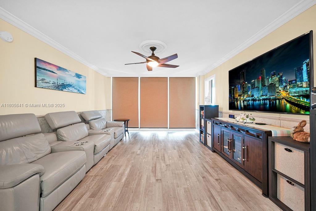 MIRASOL OCEAN TOWERS COND - Residential