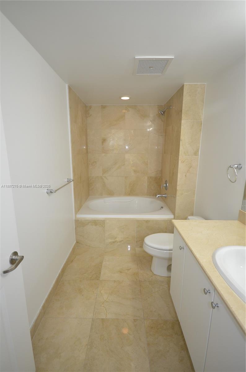 CASA COSTA CONDO - Residential Lease