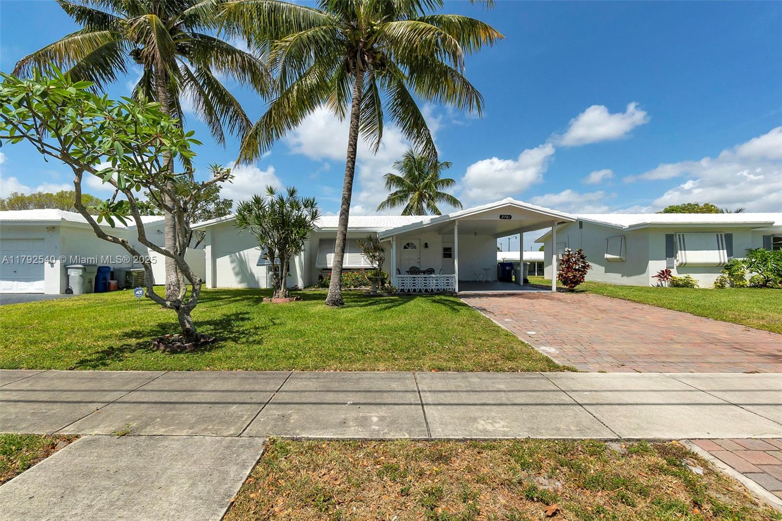 2701 N Cypress Rd