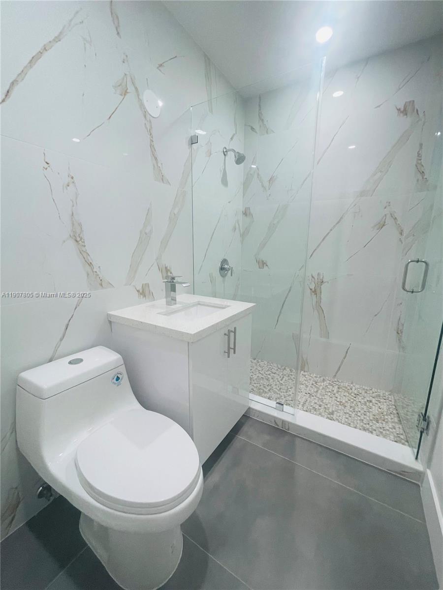 BON AIRE - Residential Lease