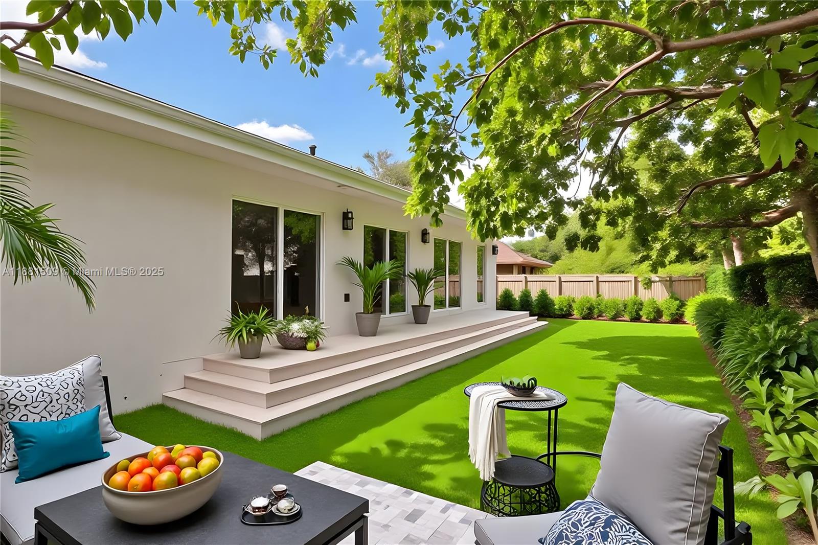 GOBLE MANOR - Residential