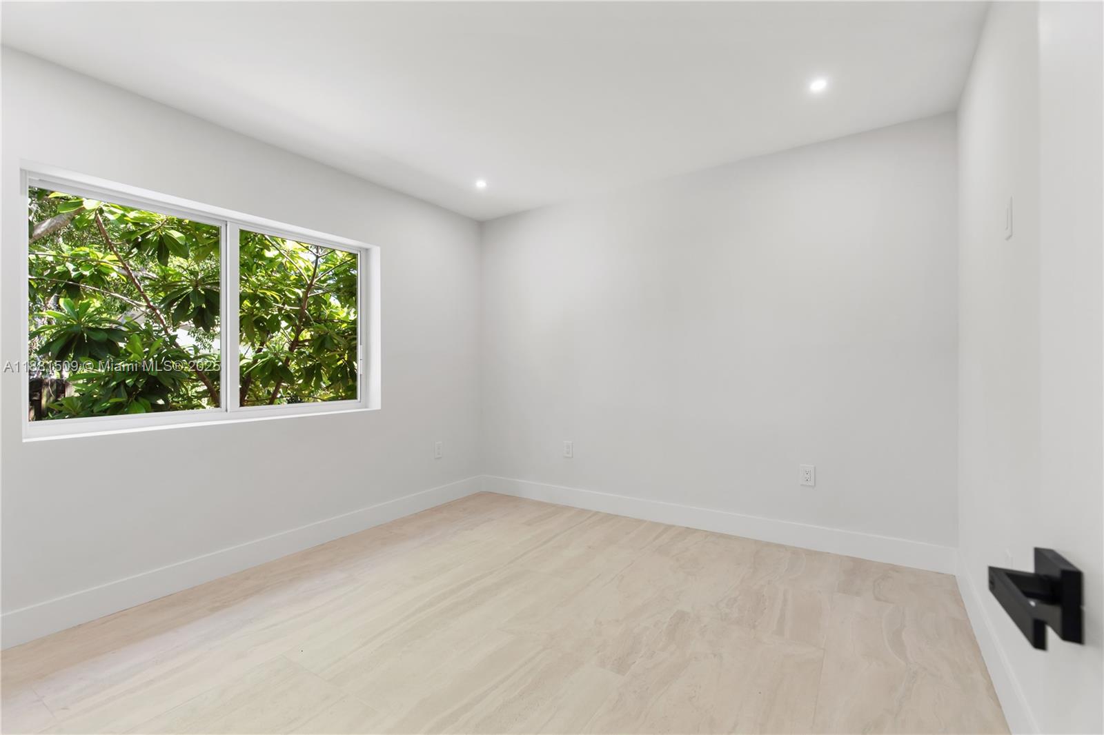 GOBLE MANOR - Residential