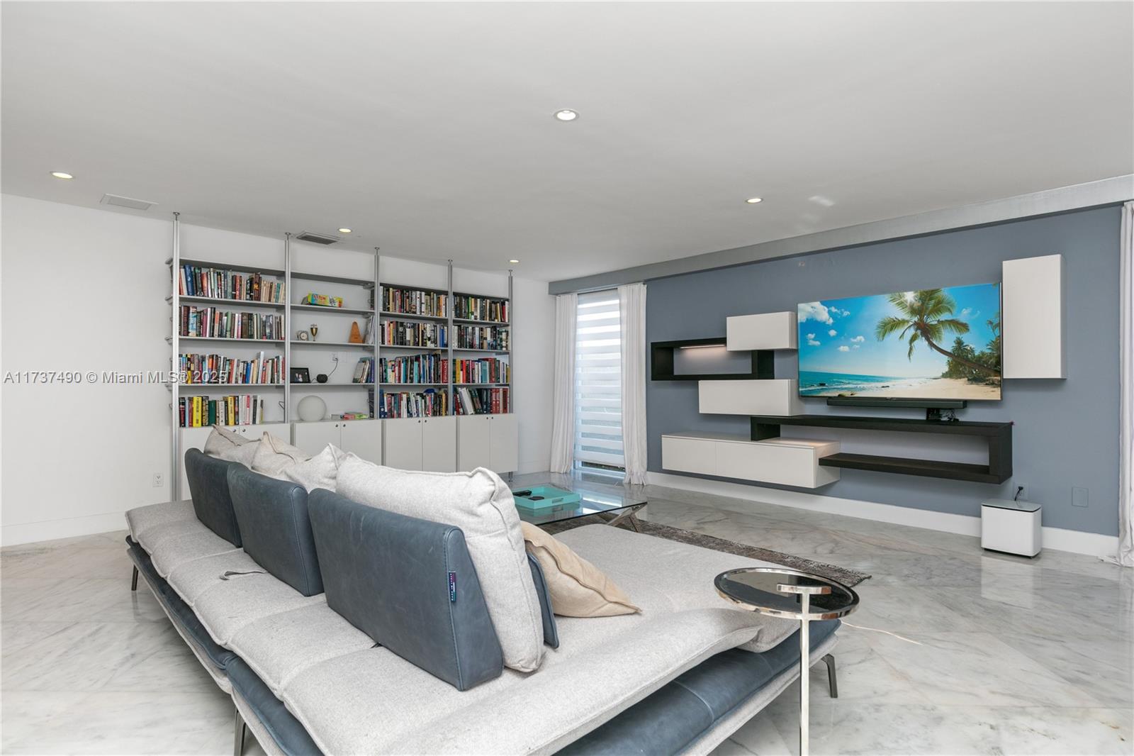 BAY HARBOR ISLAND - Residential
