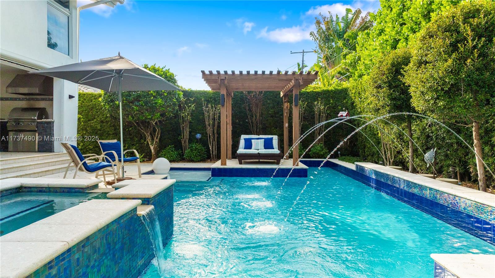 BAY HARBOR ISLAND - Residential