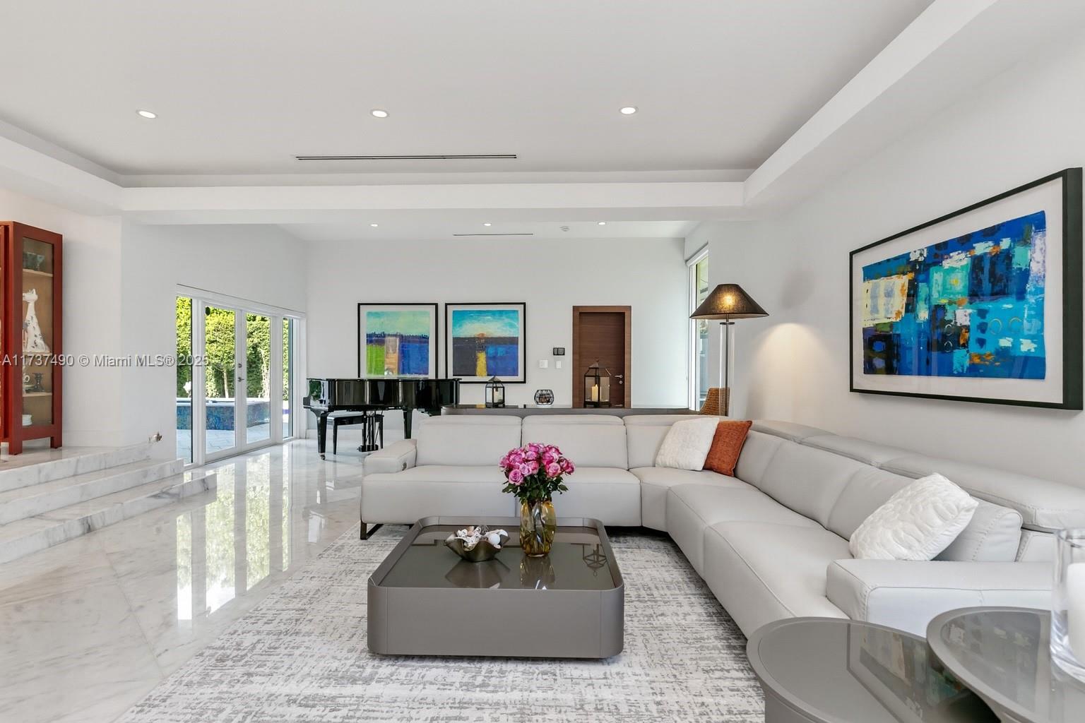 BAY HARBOR ISLAND - Residential