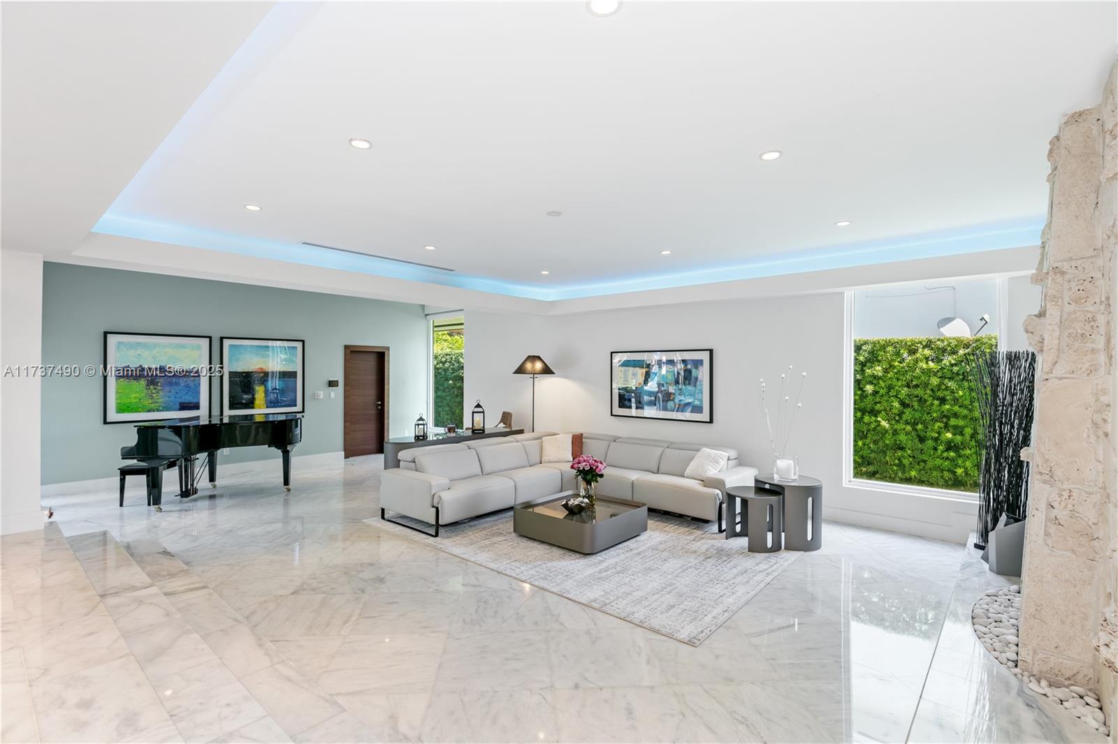 BAY HARBOR ISLAND - Residential