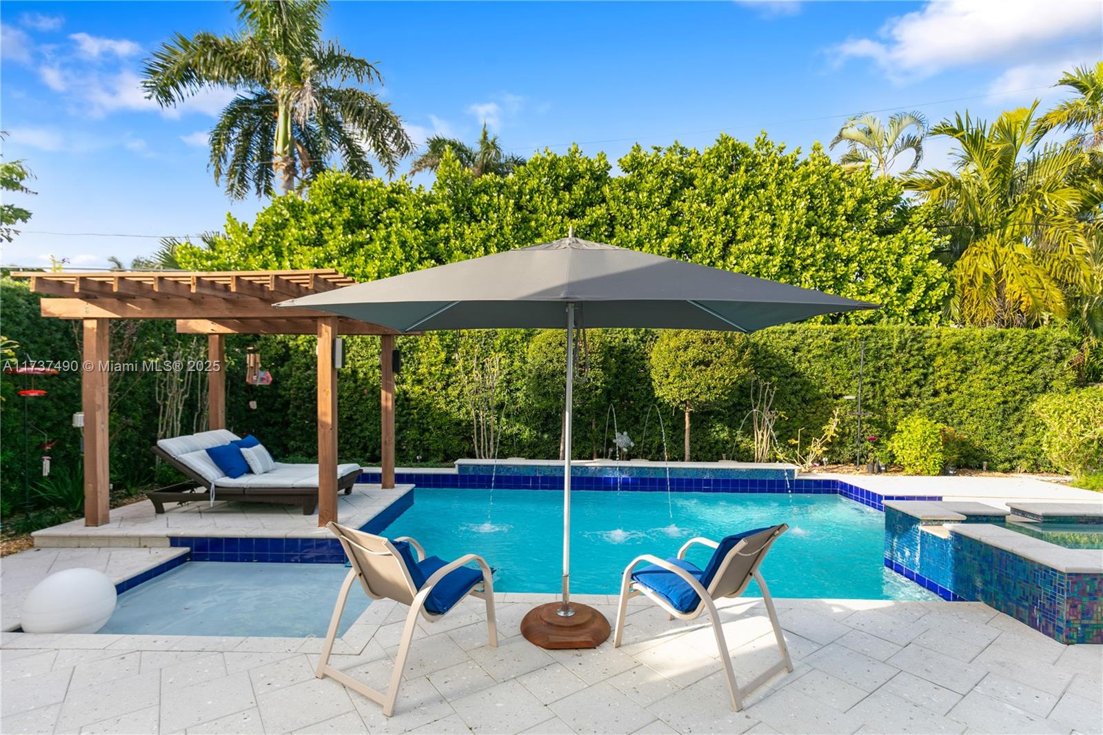BAY HARBOR ISLAND - Residential