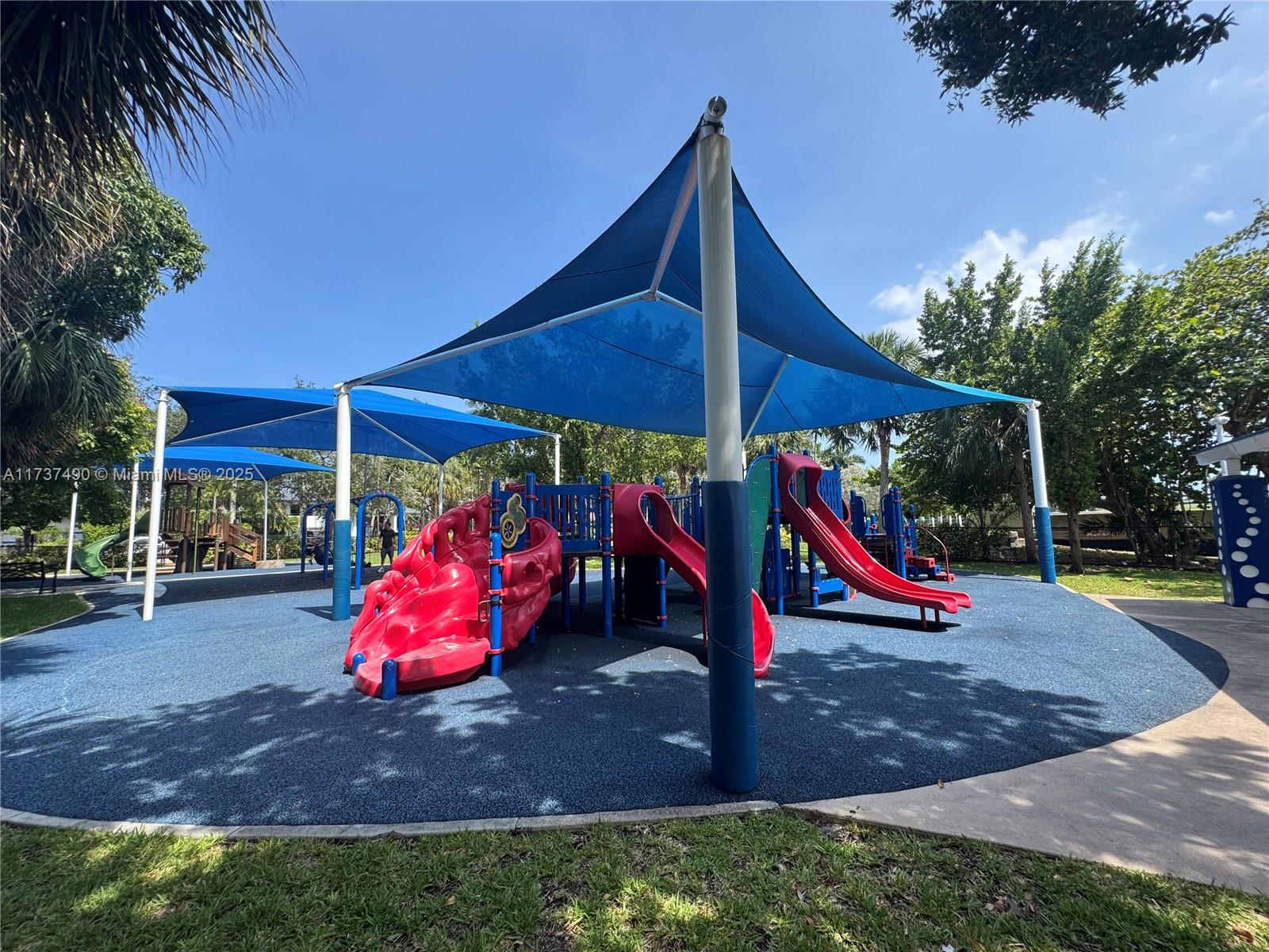 BAY HARBOR ISLAND - Residential