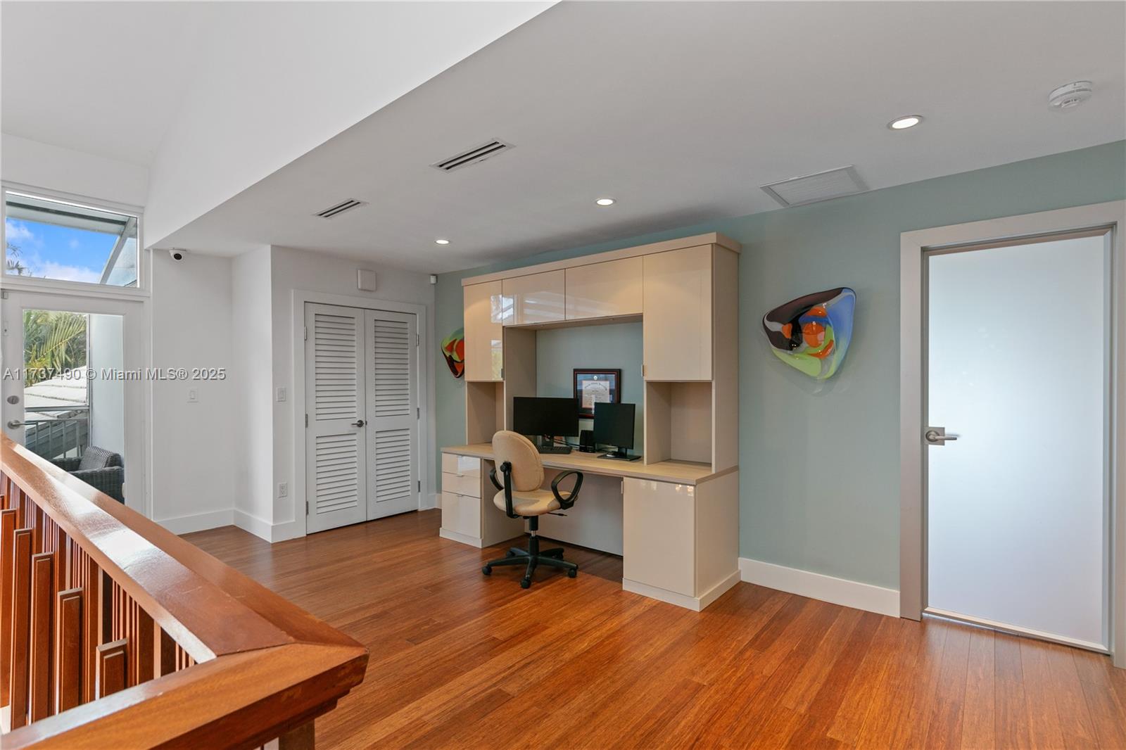 BAY HARBOR ISLAND - Residential