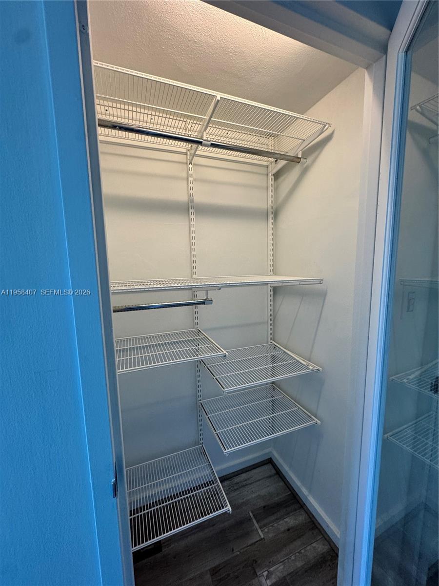 BAY PARK TOWERS CONDO - Residential Lease