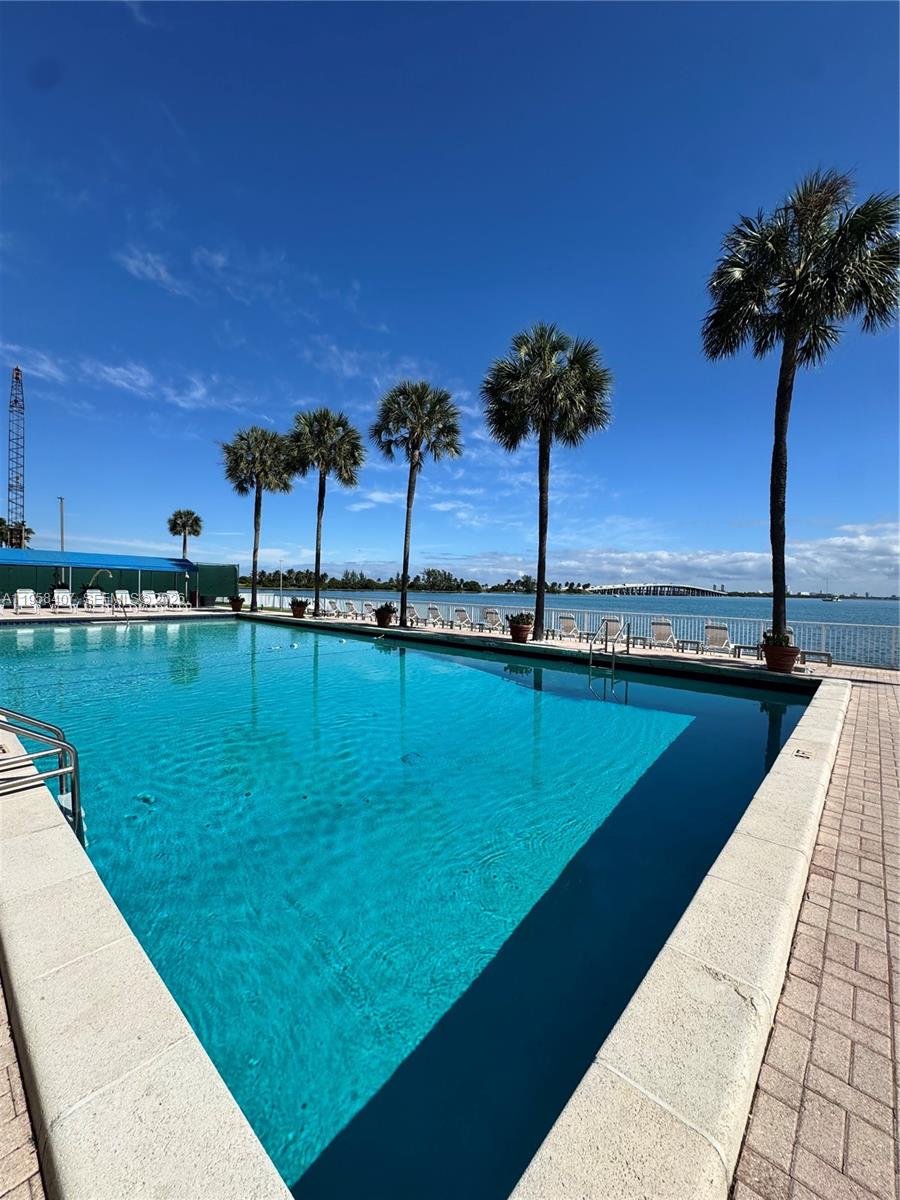 BAY PARK TOWERS CONDO - Residential Lease