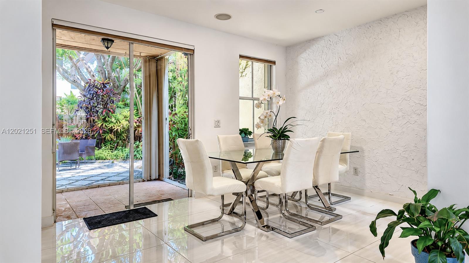 SAVANNAH AT DORAL - Residential