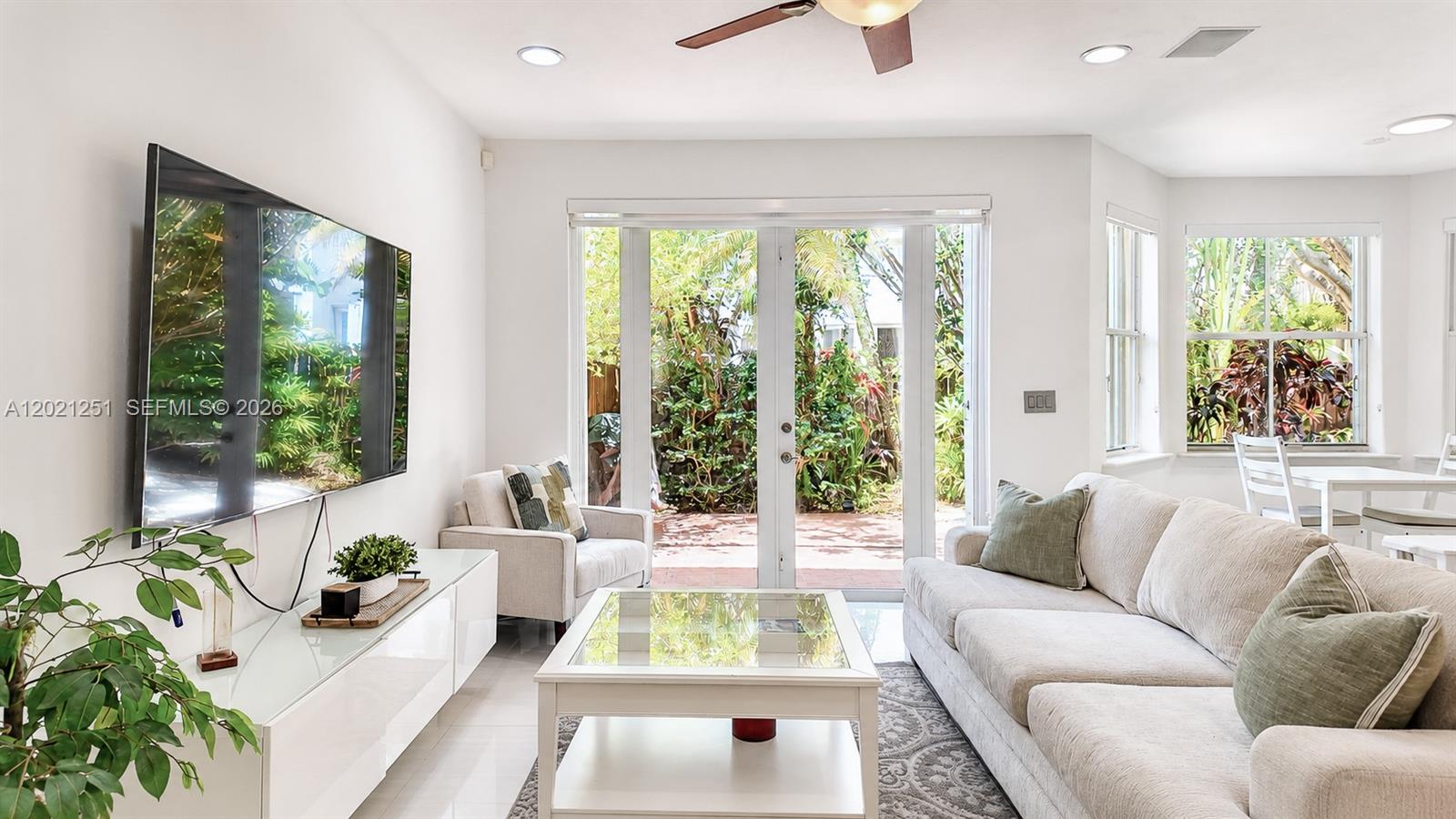 SAVANNAH AT DORAL - Residential