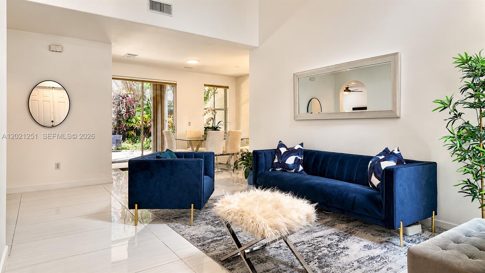 SAVANNAH AT DORAL - Residential