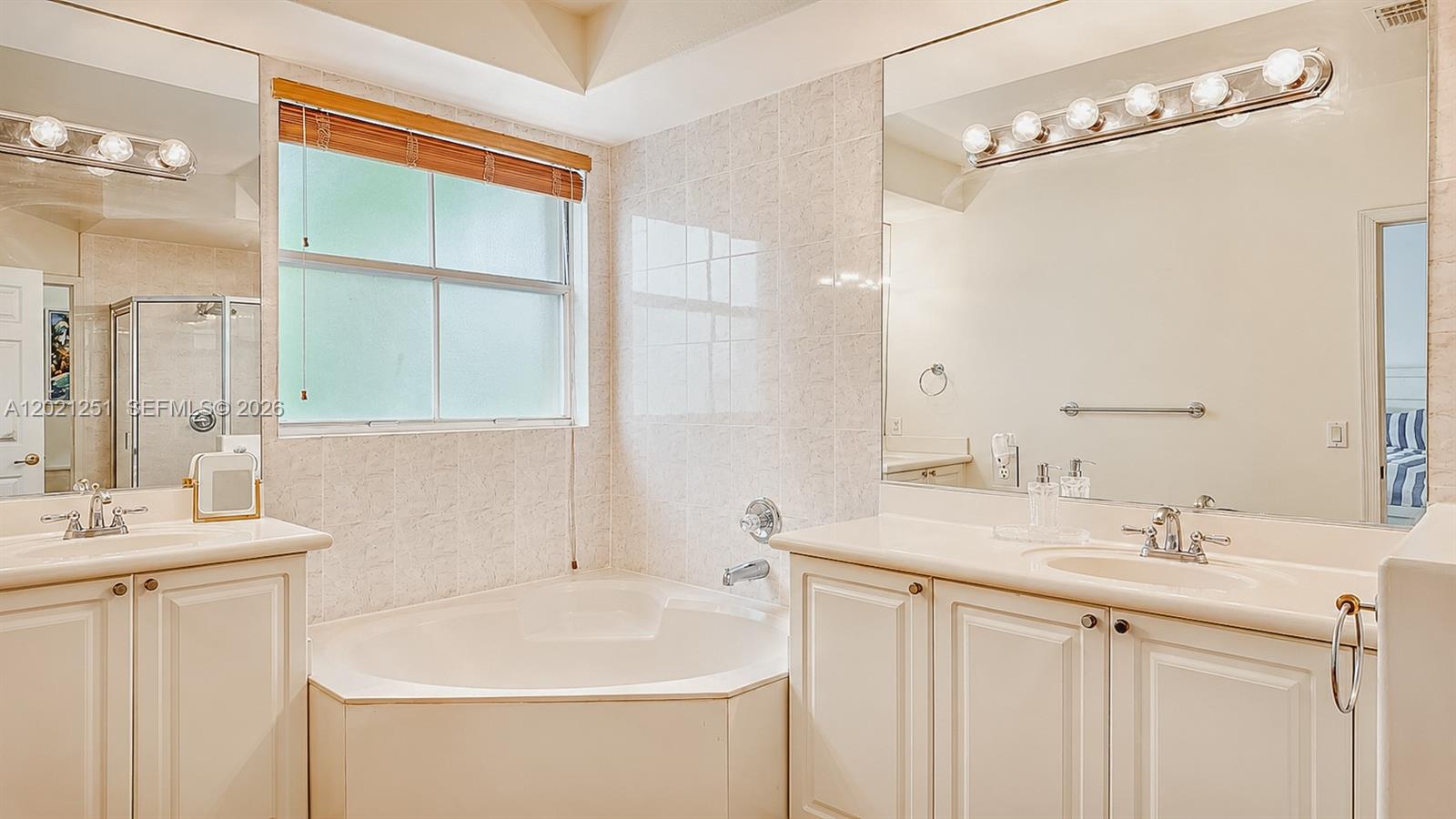 SAVANNAH AT DORAL - Residential