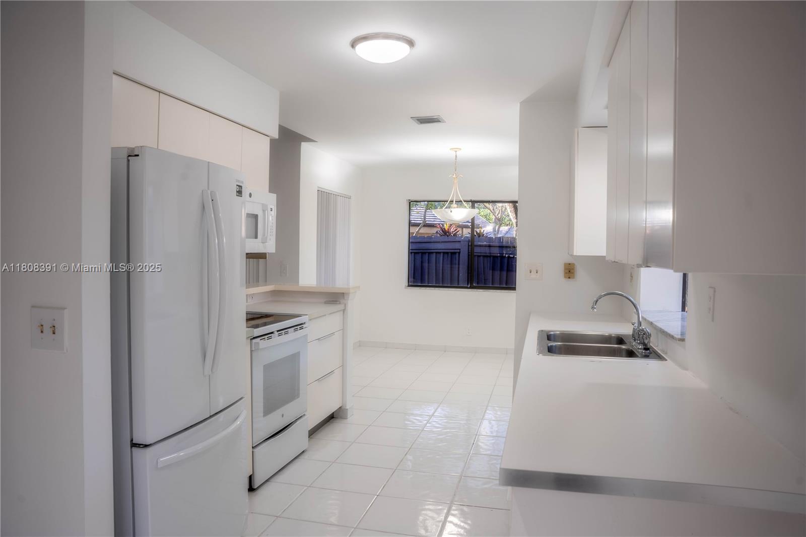 CHELSEA ONE - Residential