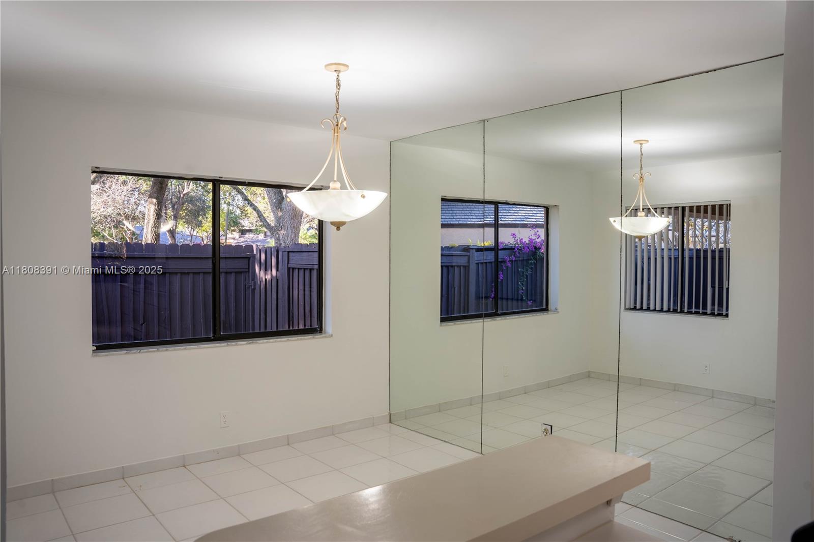 CHELSEA ONE - Residential