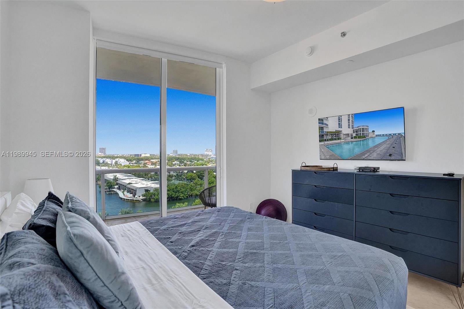 TDR TOWER I CONDO - Residential