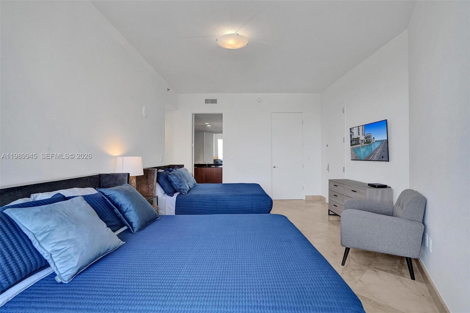 TDR TOWER I CONDO - Residential