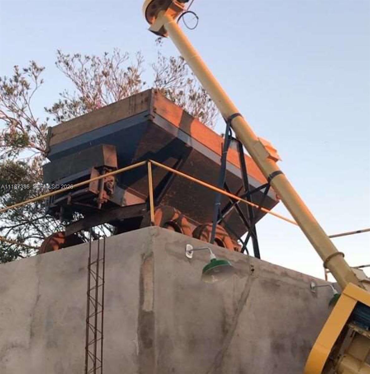 Dorado, Sao Paulo - Land