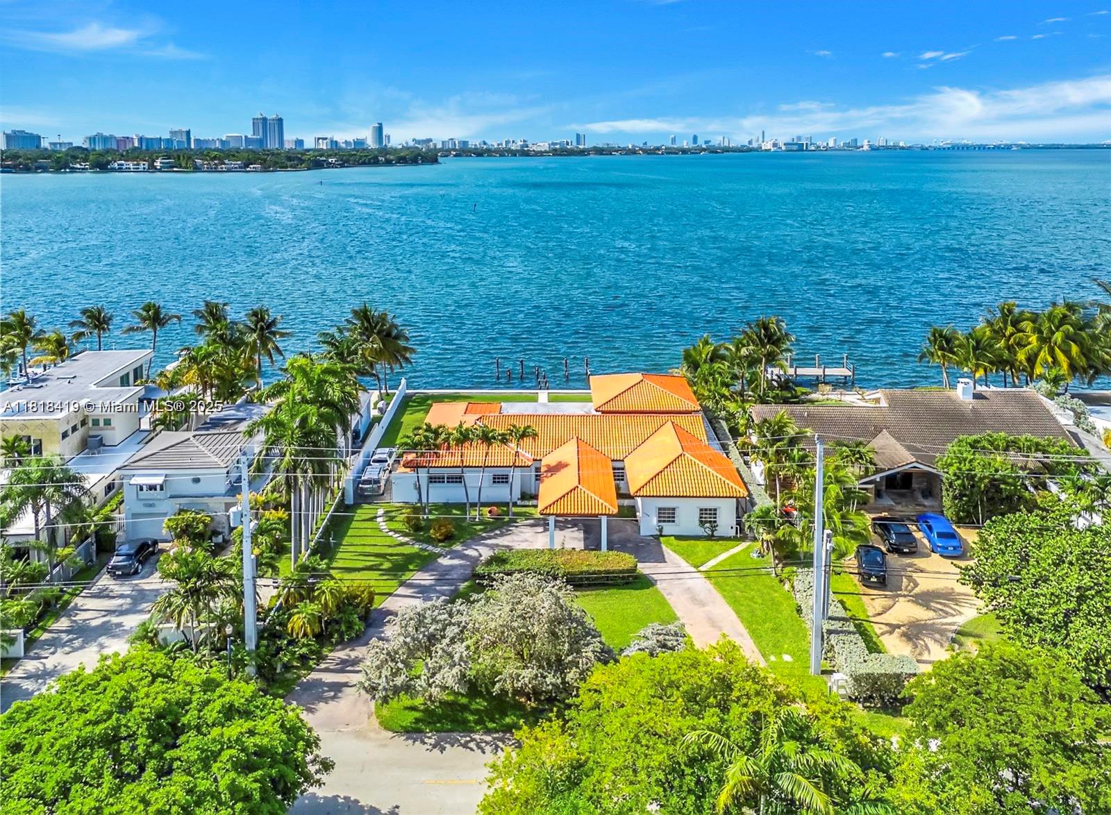 ISLE OF NORMANDY MIAMI VI - Residential