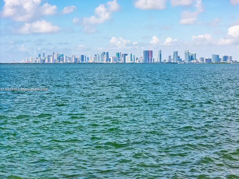 1730 Bay Dr Miami Beach FL 33141