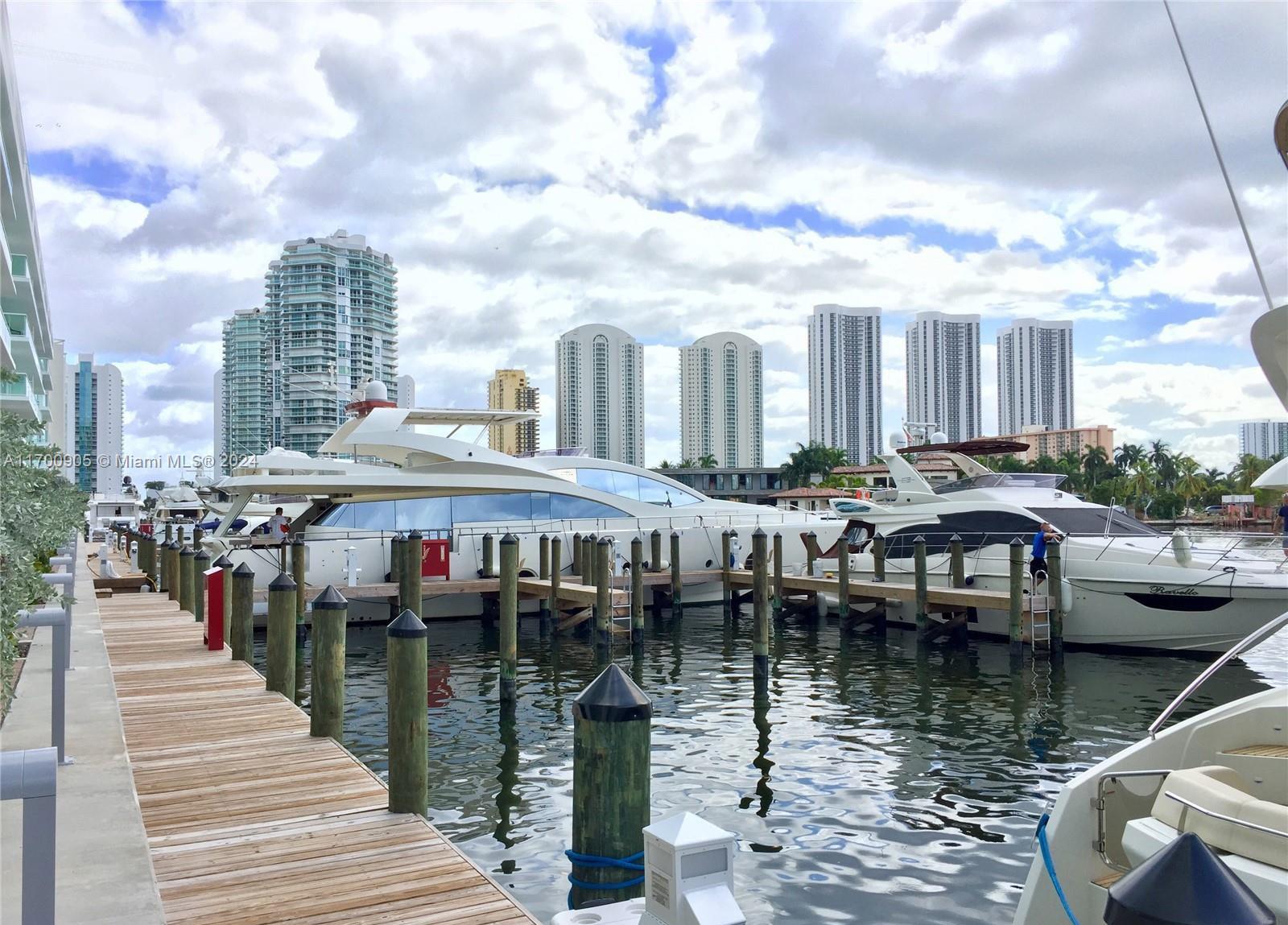 400 SUNNY ISLES MARINA UL7 - Land