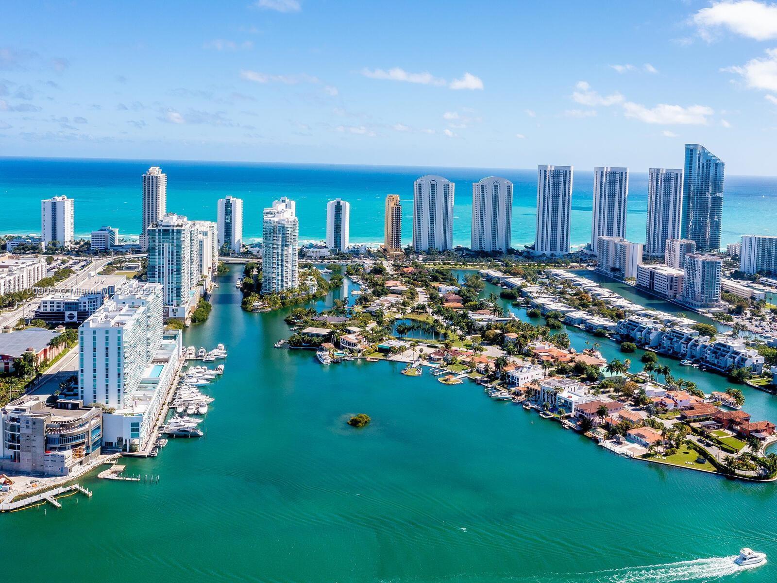 400 SUNNY ISLES MARINA UL7 - Land