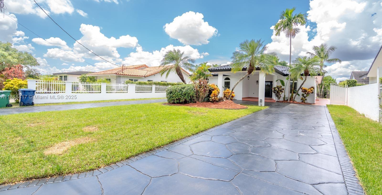 CORAL WAY ESTATES - Residential