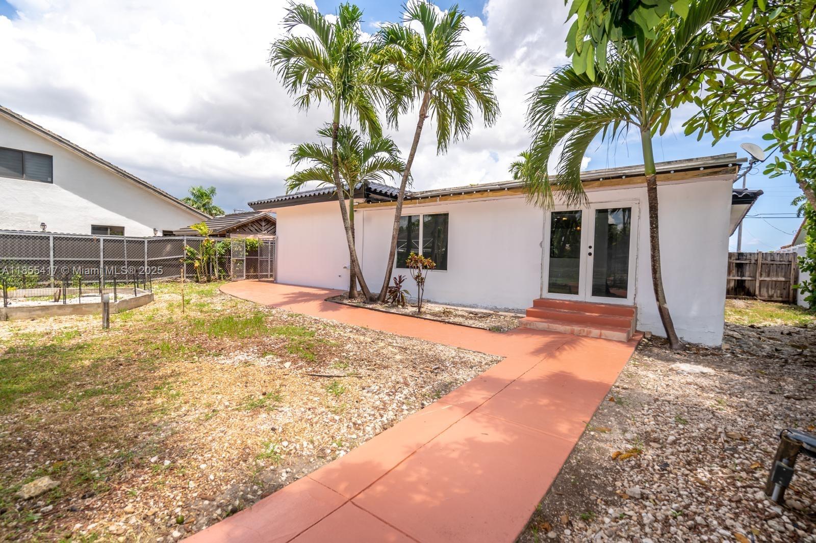 CORAL WAY ESTATES - Residential