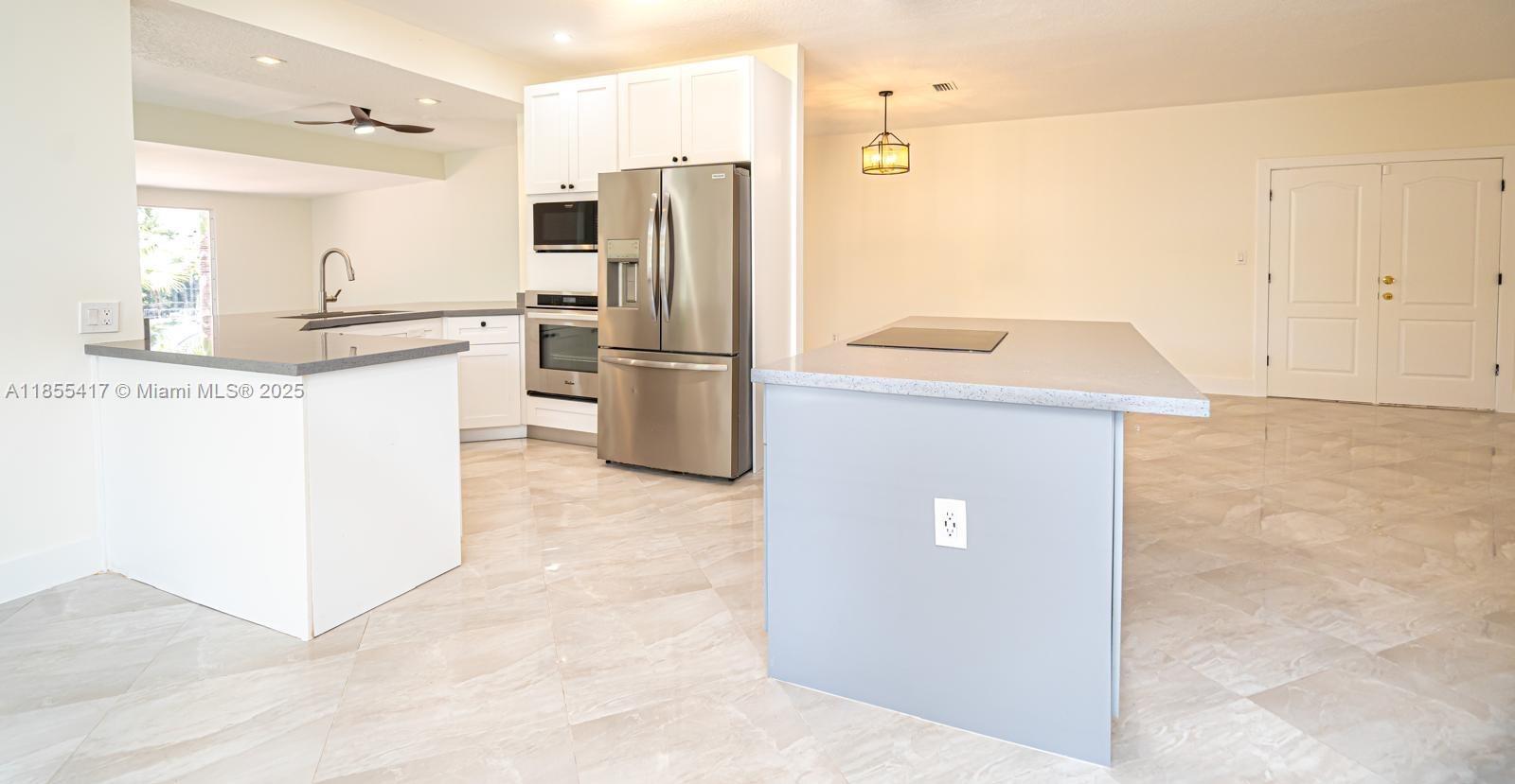 CORAL WAY ESTATES - Residential