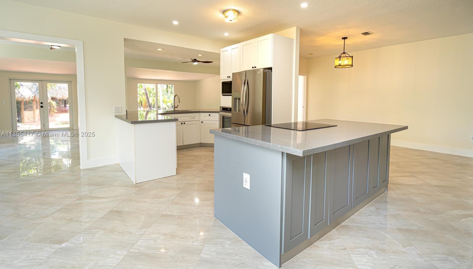 CORAL WAY ESTATES - Residential