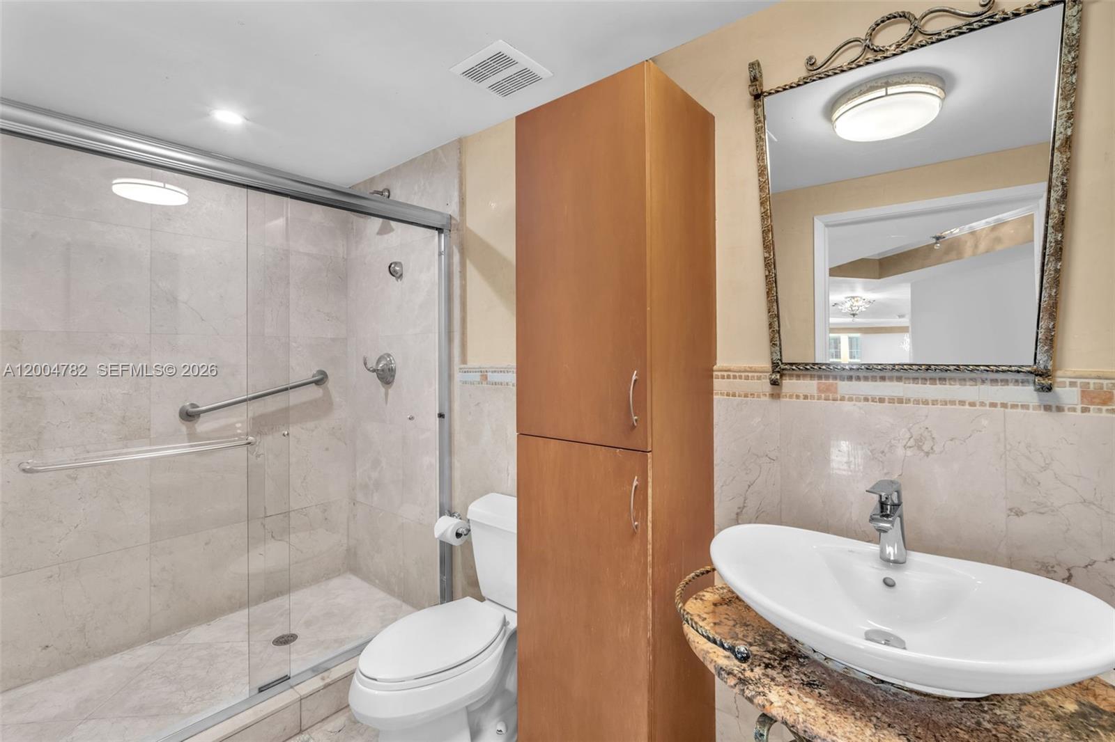 KING DAVID OF SUNNY ISLES - Residential