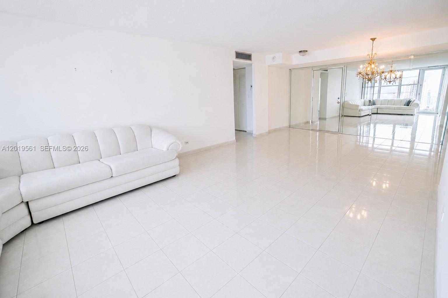 WINSTON TOWERS 300 CONDO - Residential