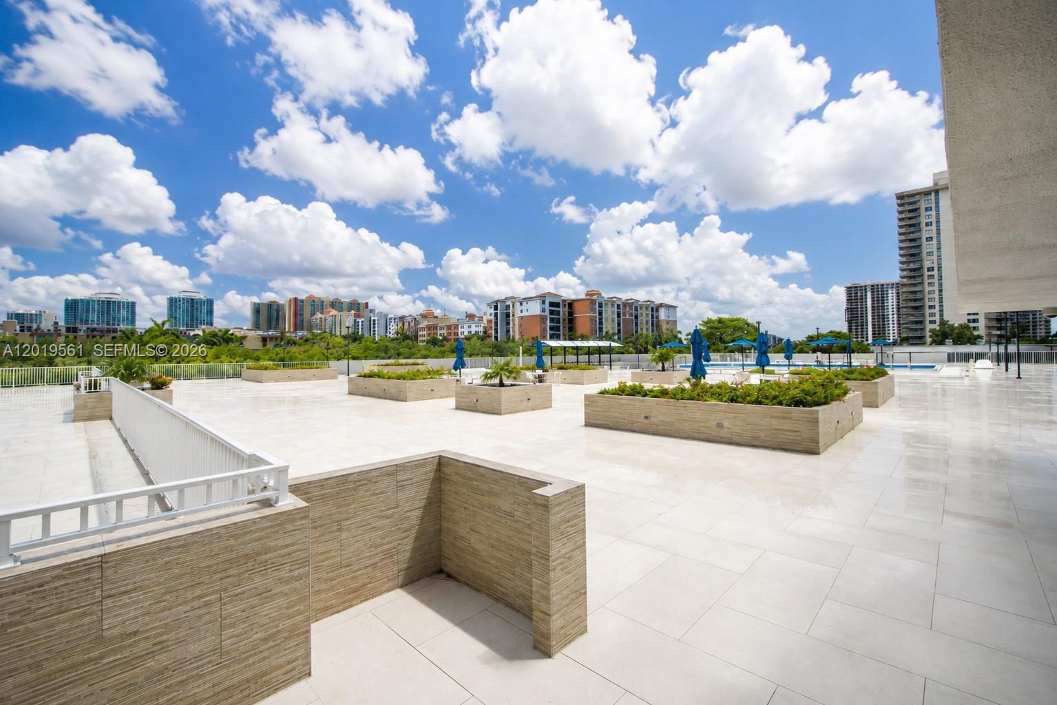 WINSTON TOWERS 300 CONDO - Residential