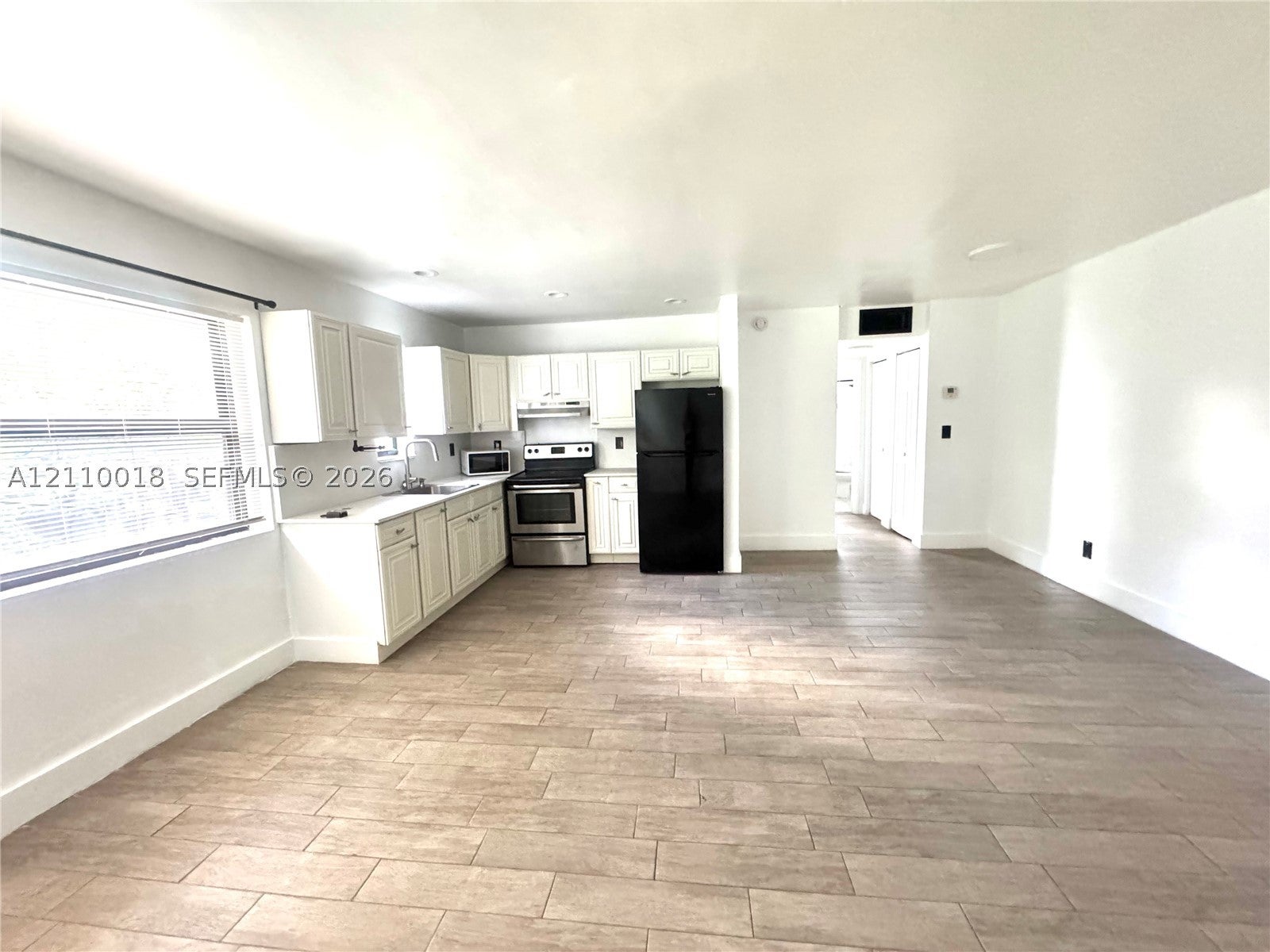 1505 NE 135th St 13