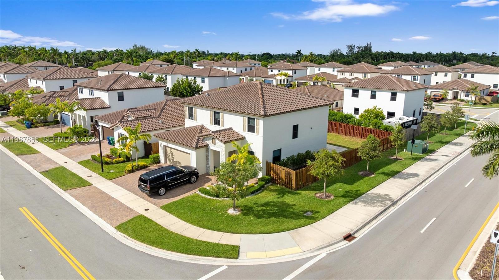 ESTATES AT SILVER PALM - Residential Lease