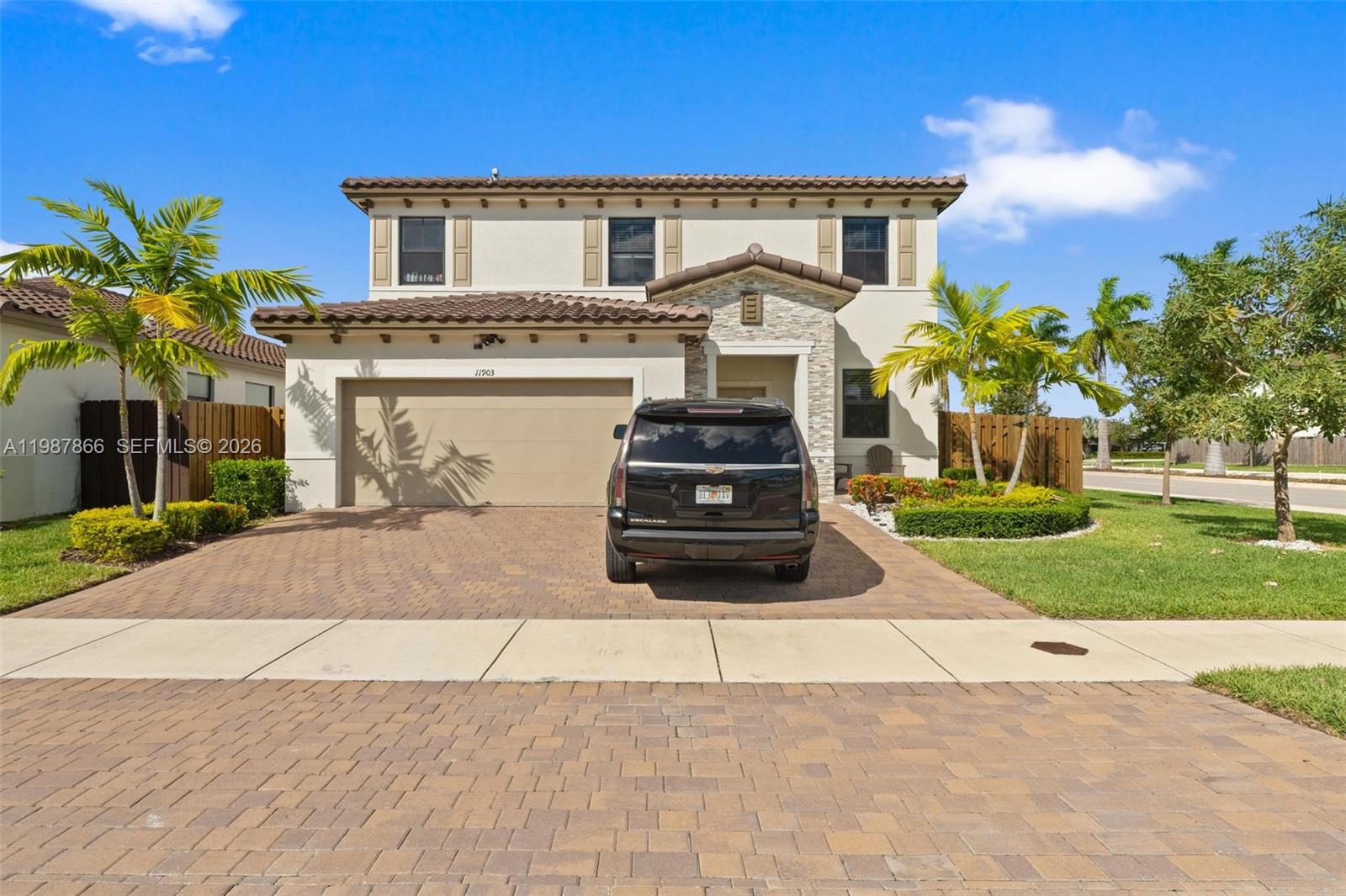 ESTATES AT SILVER PALM - Residential Lease