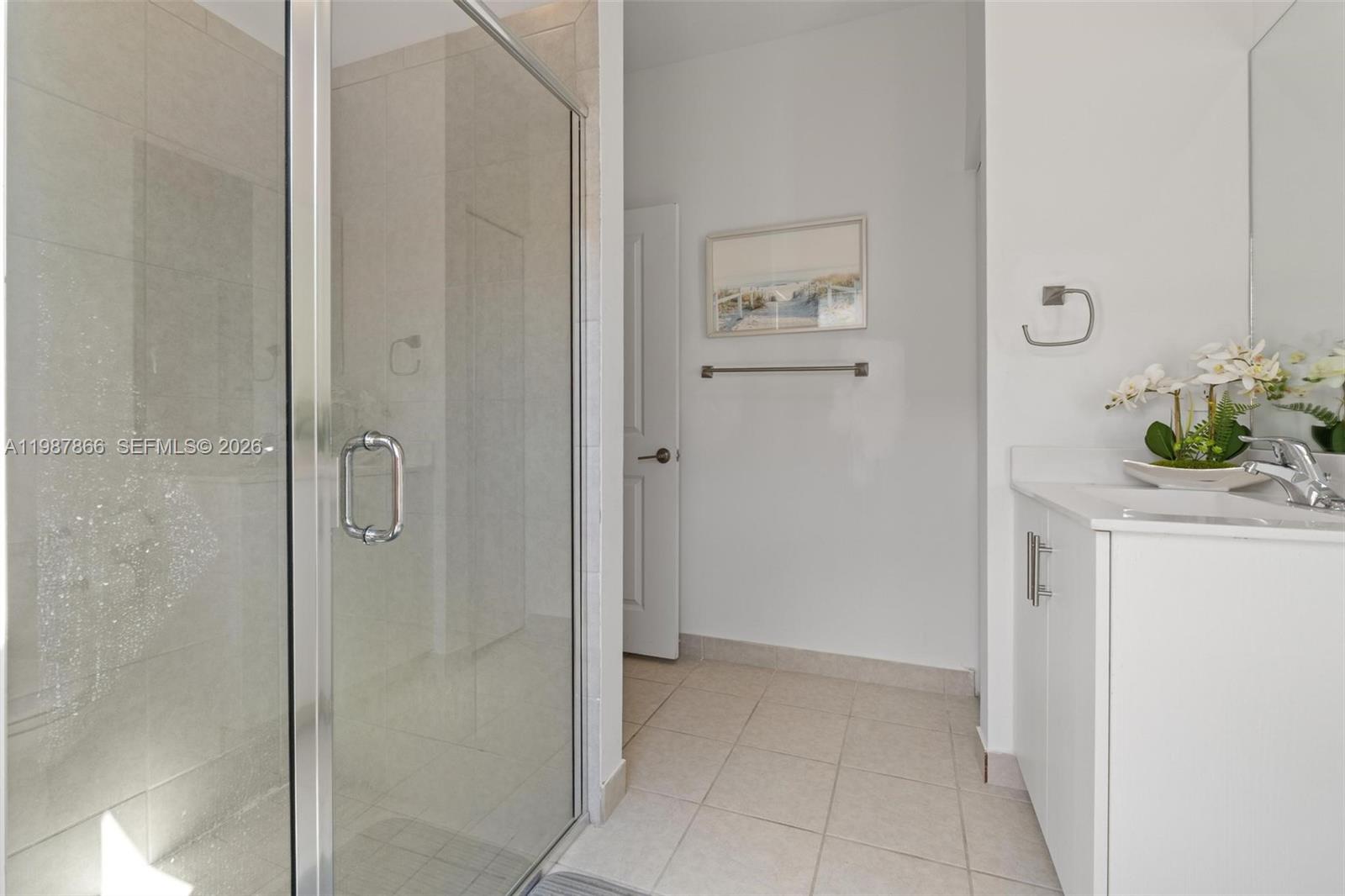 ESTATES AT SILVER PALM - Residential Lease