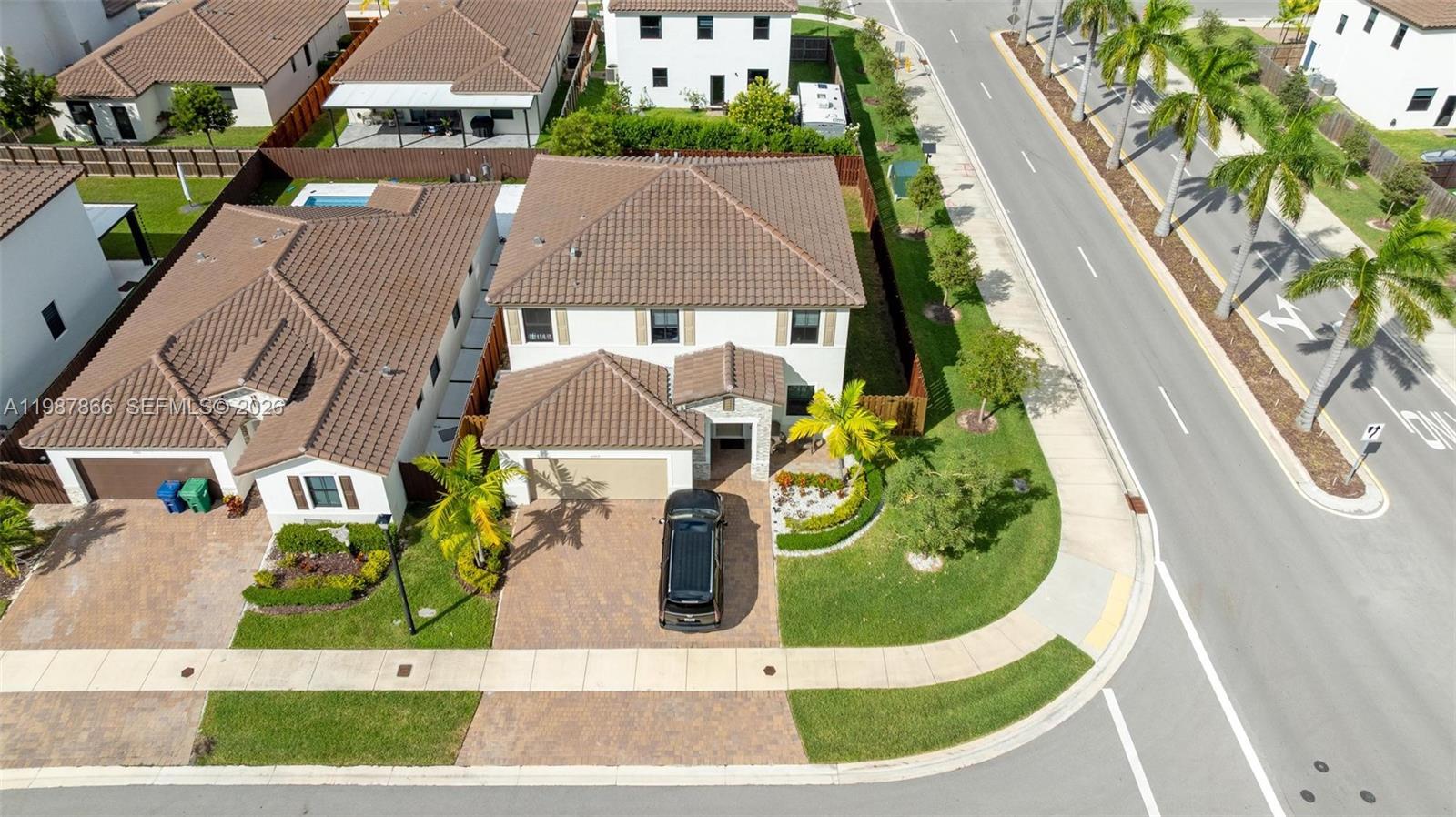 ESTATES AT SILVER PALM - Residential Lease